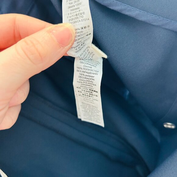 Tory Burch Tech Twill Golf Skort Size XL Navy Blue Ruffle Skirt Shorts Sporty - Picture 13 of 14